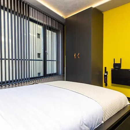 Апартамент Bright Windowed 10 Mins To The Centre By Flat Mаnager