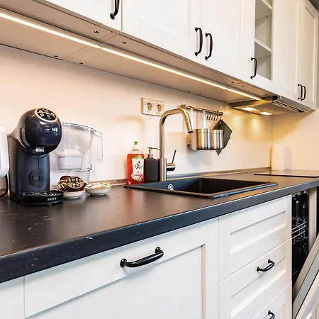 Bright Windowed 10 Mins To The Centre By Flat Mаnager Пловдив