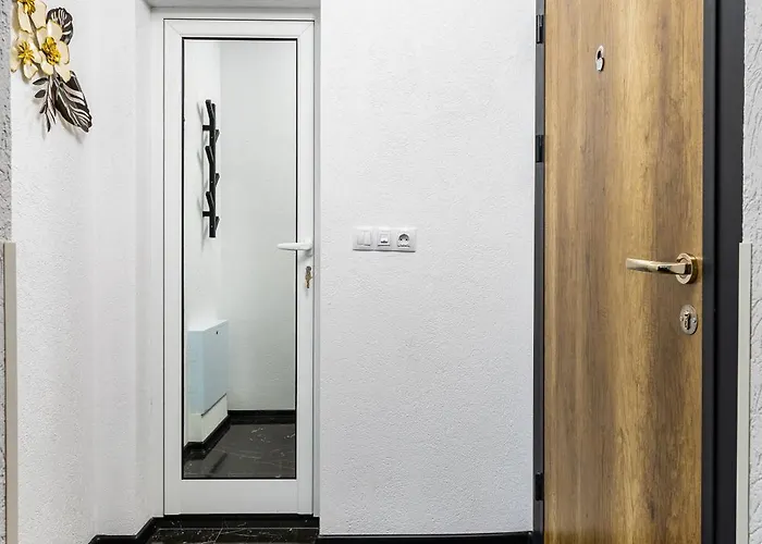 Bright Windowed 10 Mins To The Centre By Flat Mаnager * Plovdiv